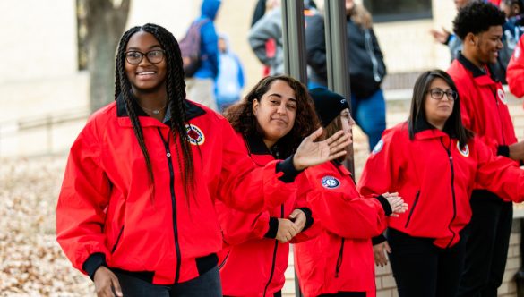 ɫƵ AmeriCorps members ready to work with students